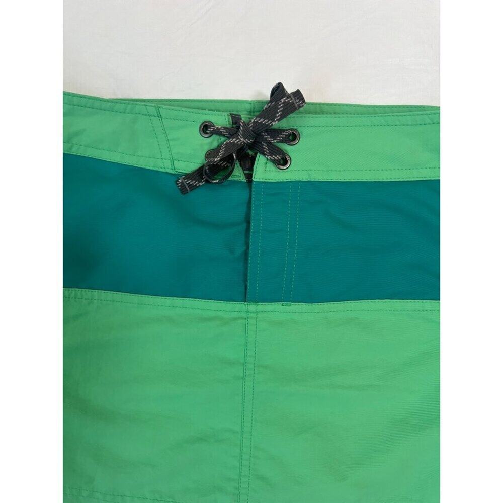 PATAGONIA WOMENS BOARD SKIRTIE MULTIPLE SIZES 2 AND 14 GREEN - Picture 4 of 11